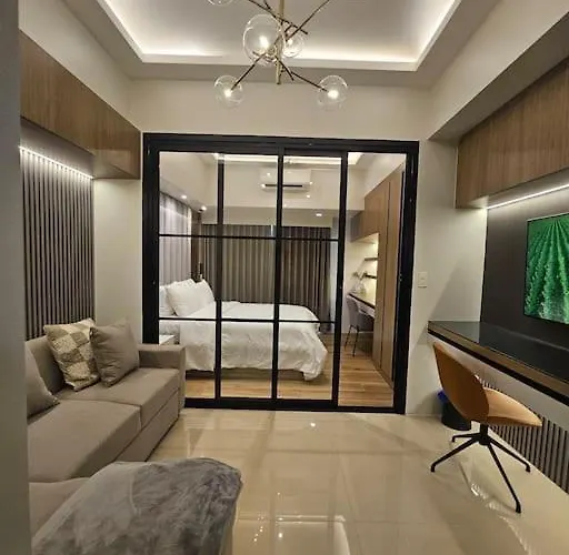Apartamento Luxury Apartment Suite 2 At Park Mckinley West